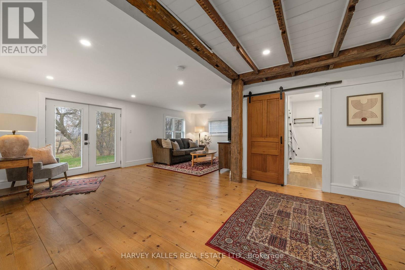 8 - 4427 COUNTY ROAD