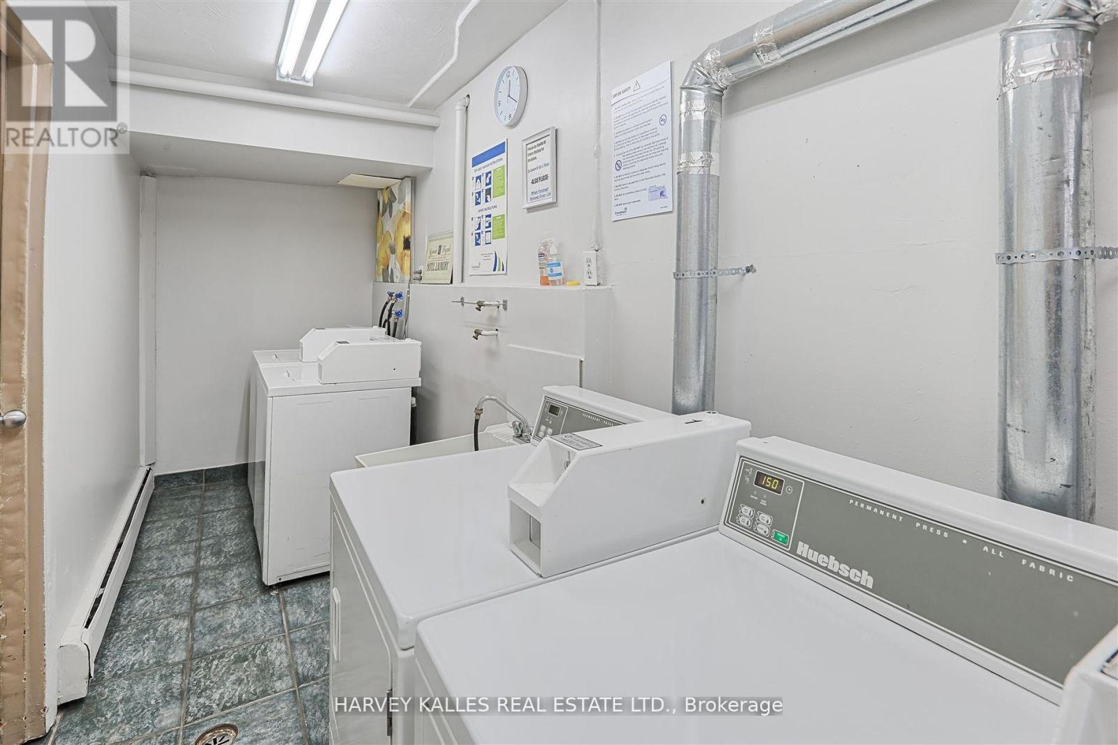 45 - 2373 KING STREET E