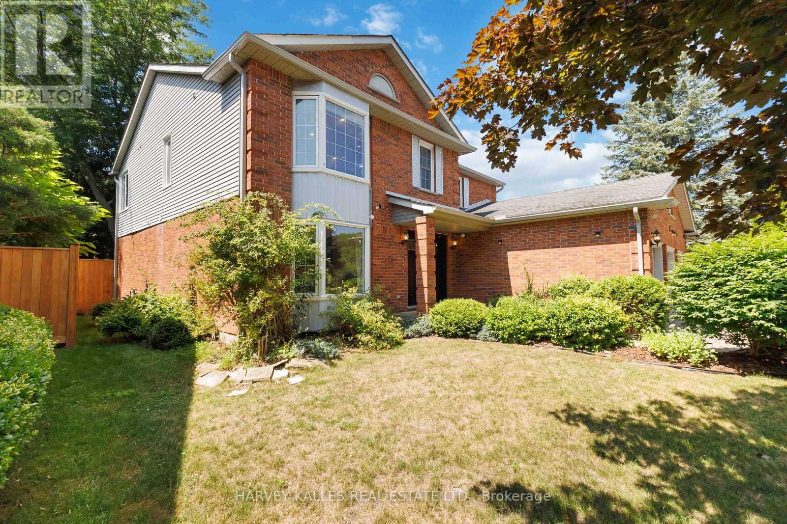 223 SUNNYSIDE DRIVE