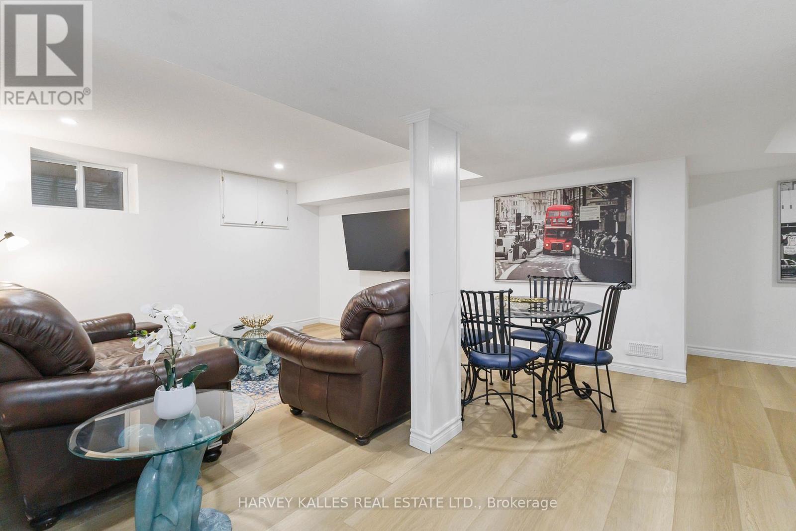 223 SUNNYSIDE DRIVE
