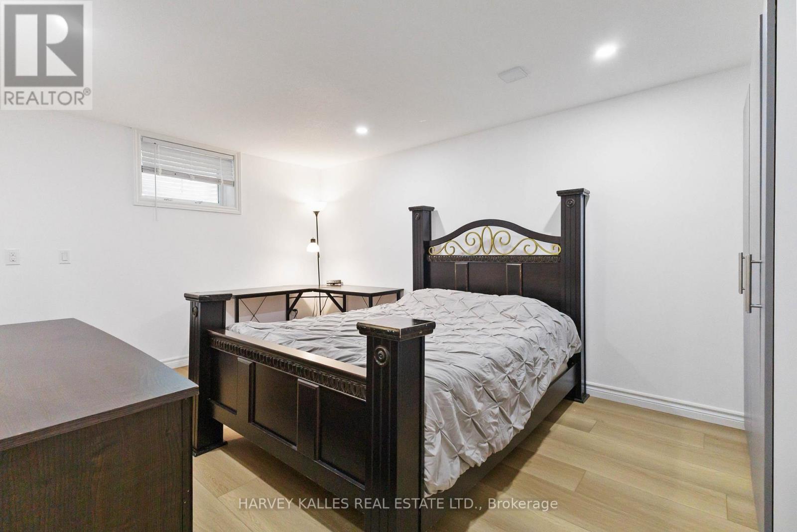 223 SUNNYSIDE DRIVE