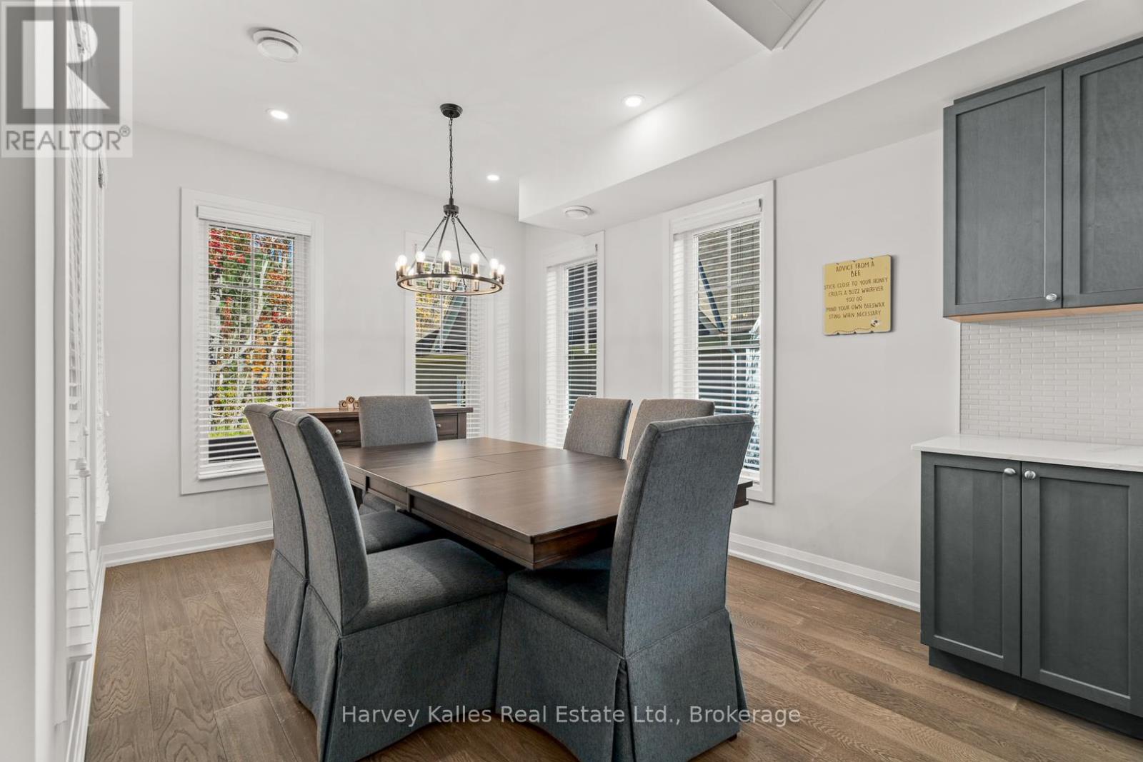 15 - 2054 PENINSULA ROAD