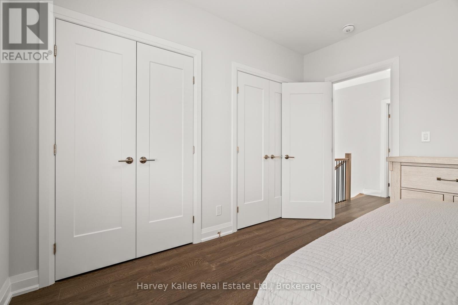 15 - 2054 PENINSULA ROAD