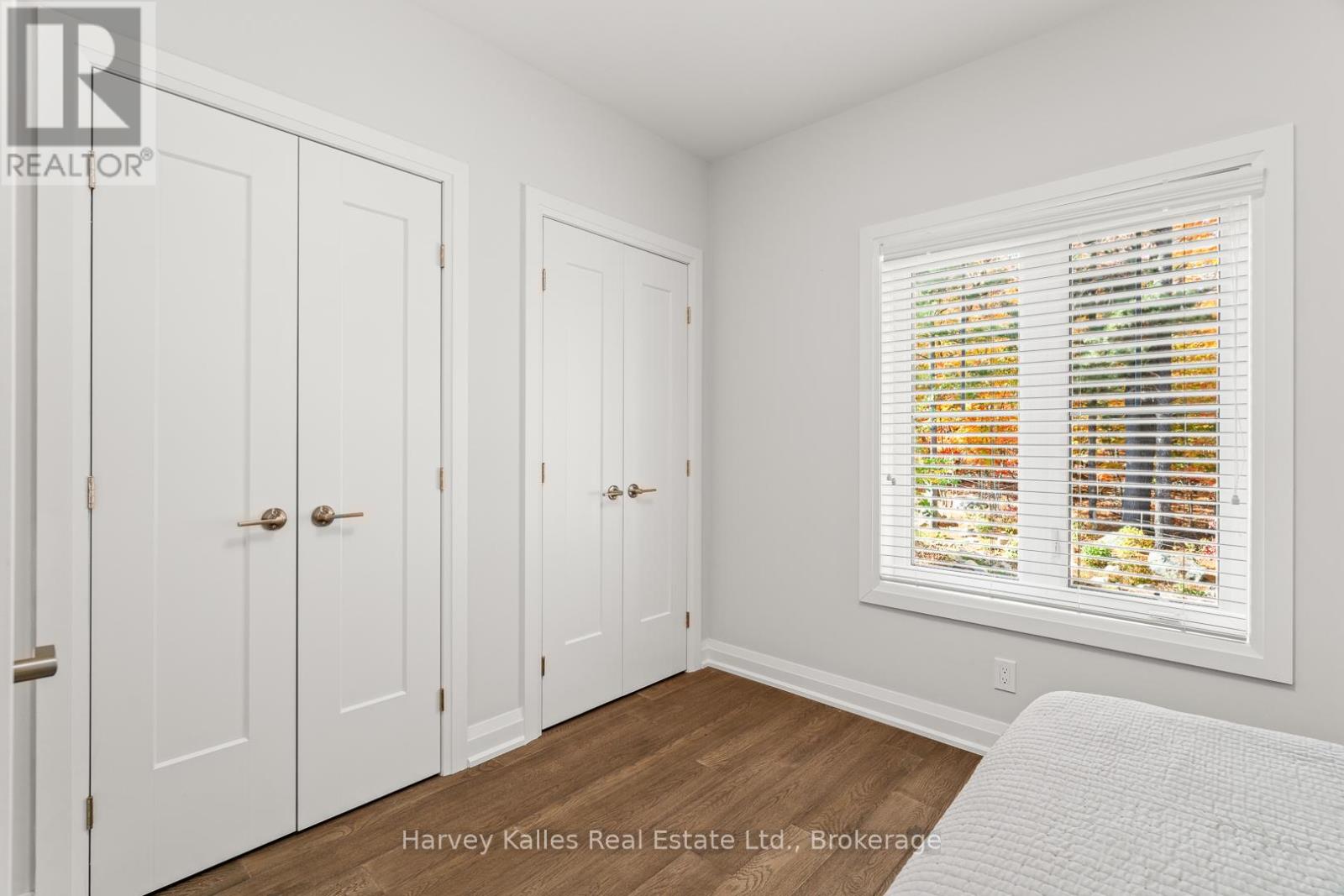 15 - 2054 PENINSULA ROAD