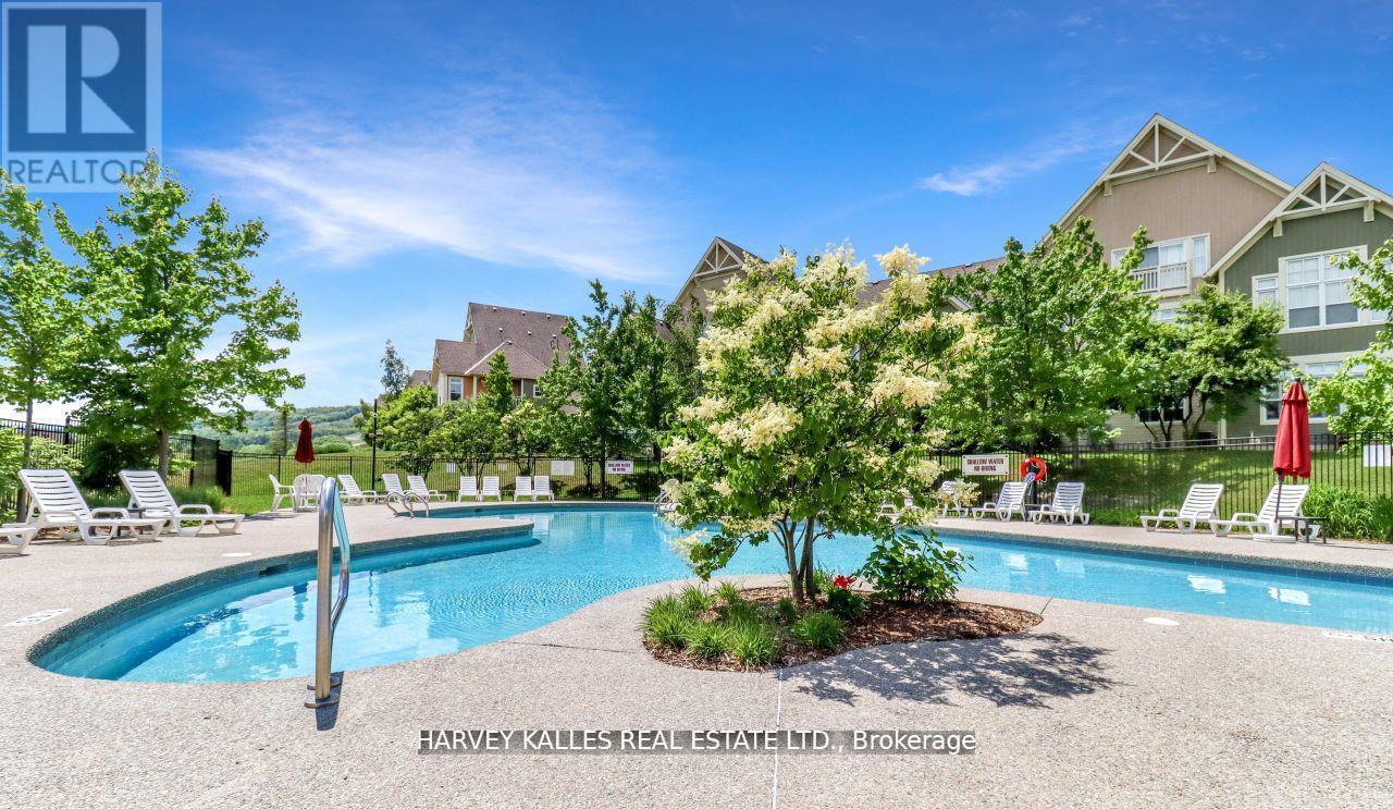 211 - 115 FAIRWAY COURT