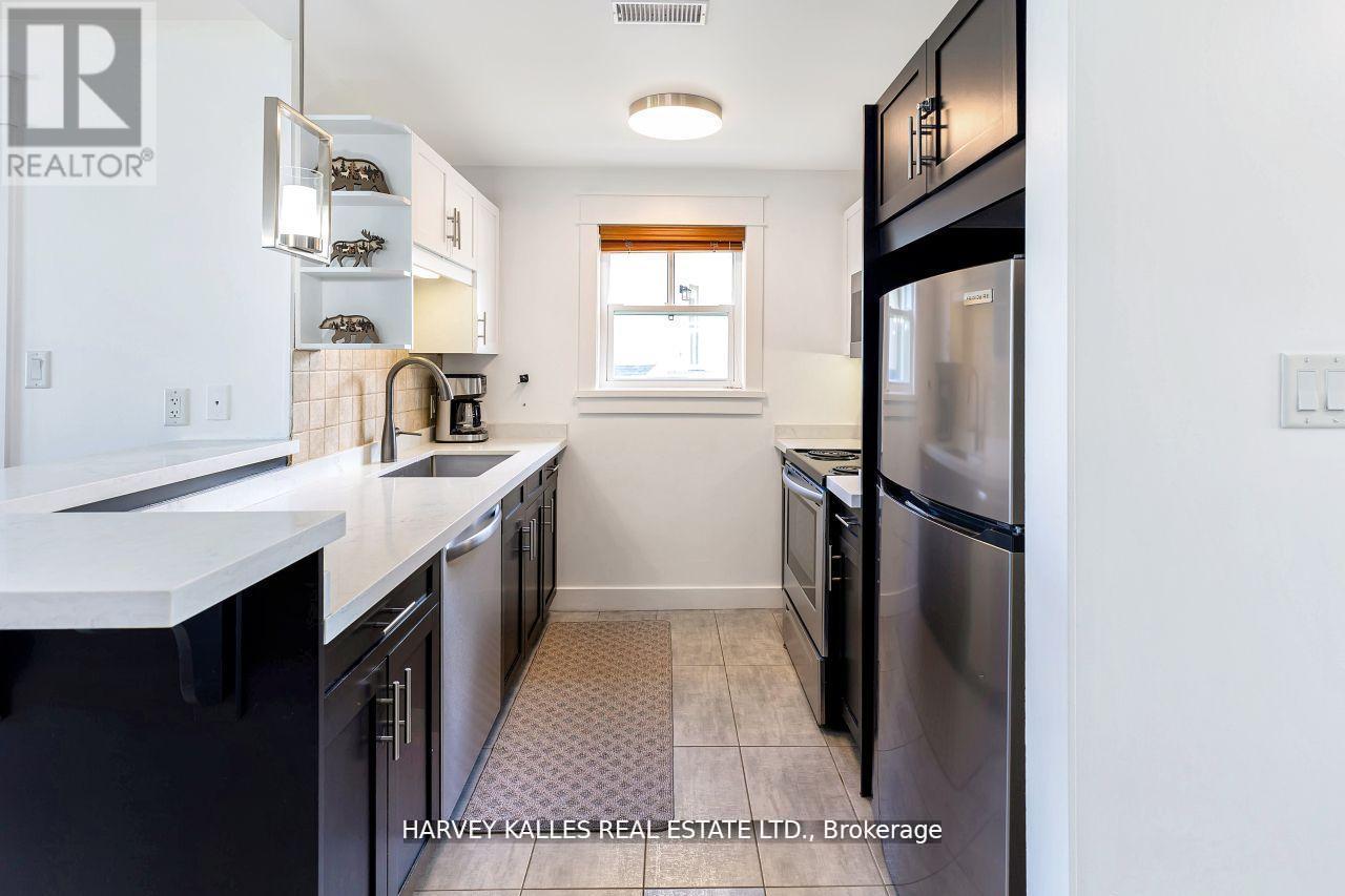 211 - 115 FAIRWAY COURT