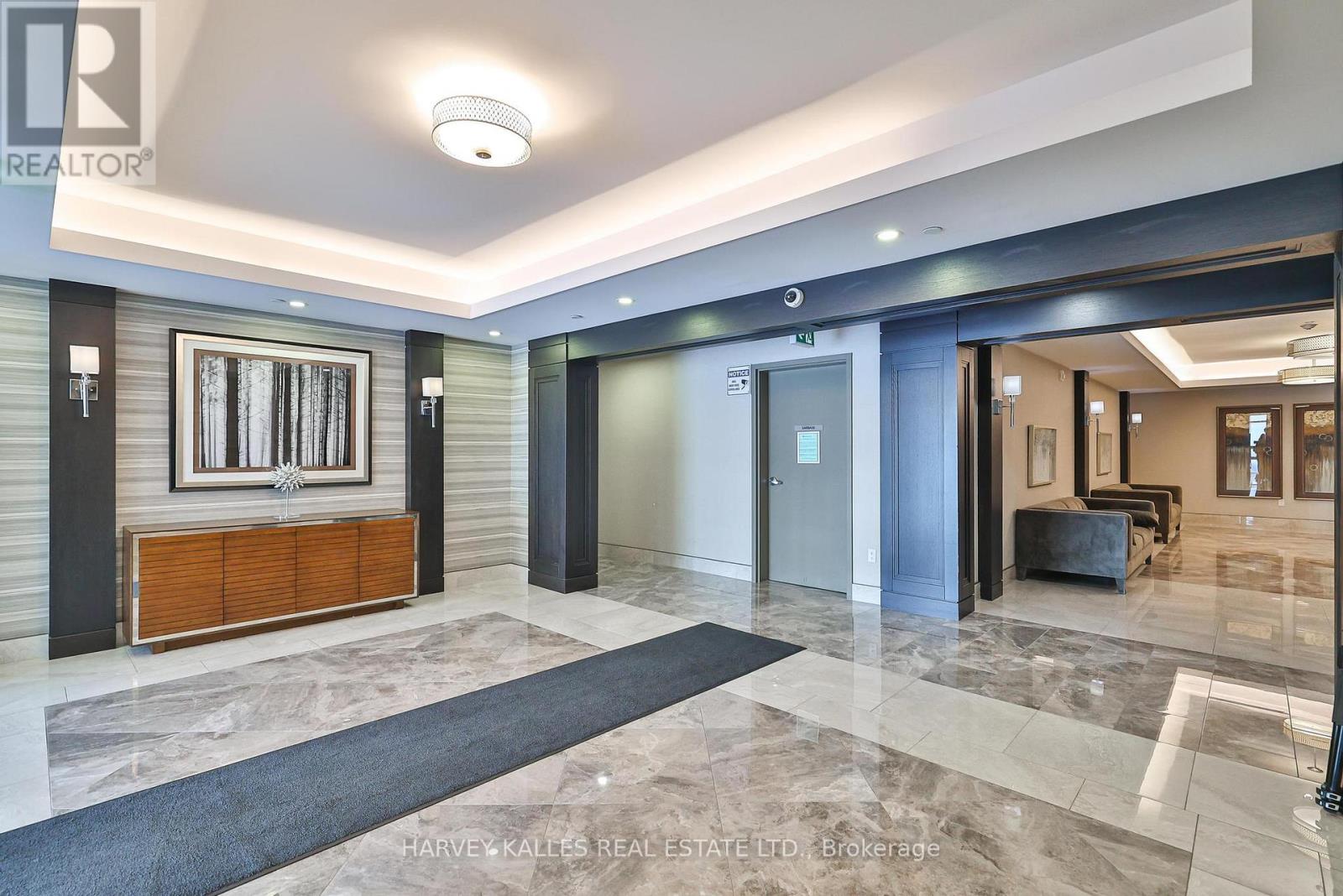 122 - 101 SHOREVIEW PLACE