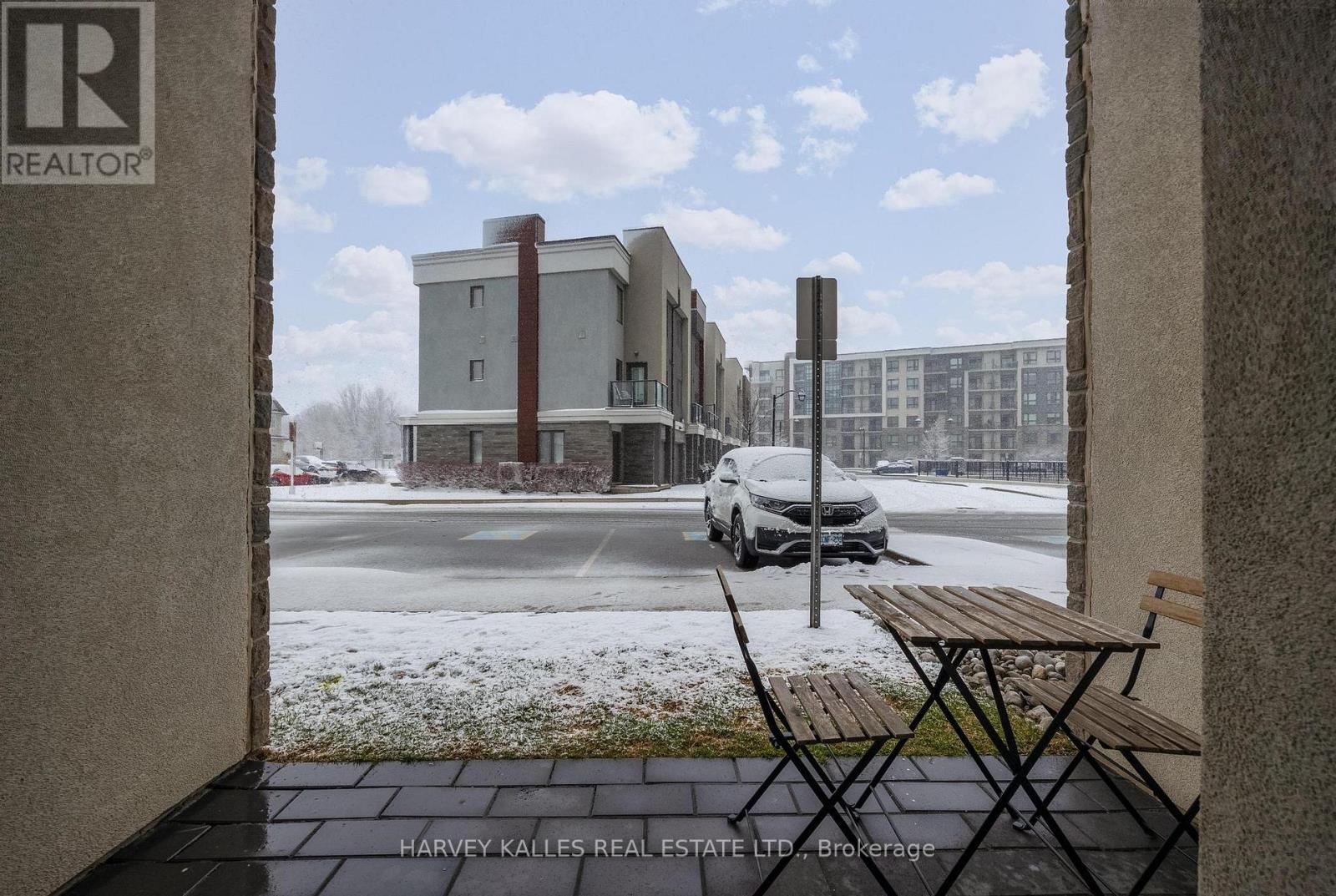 122 - 101 SHOREVIEW PLACE