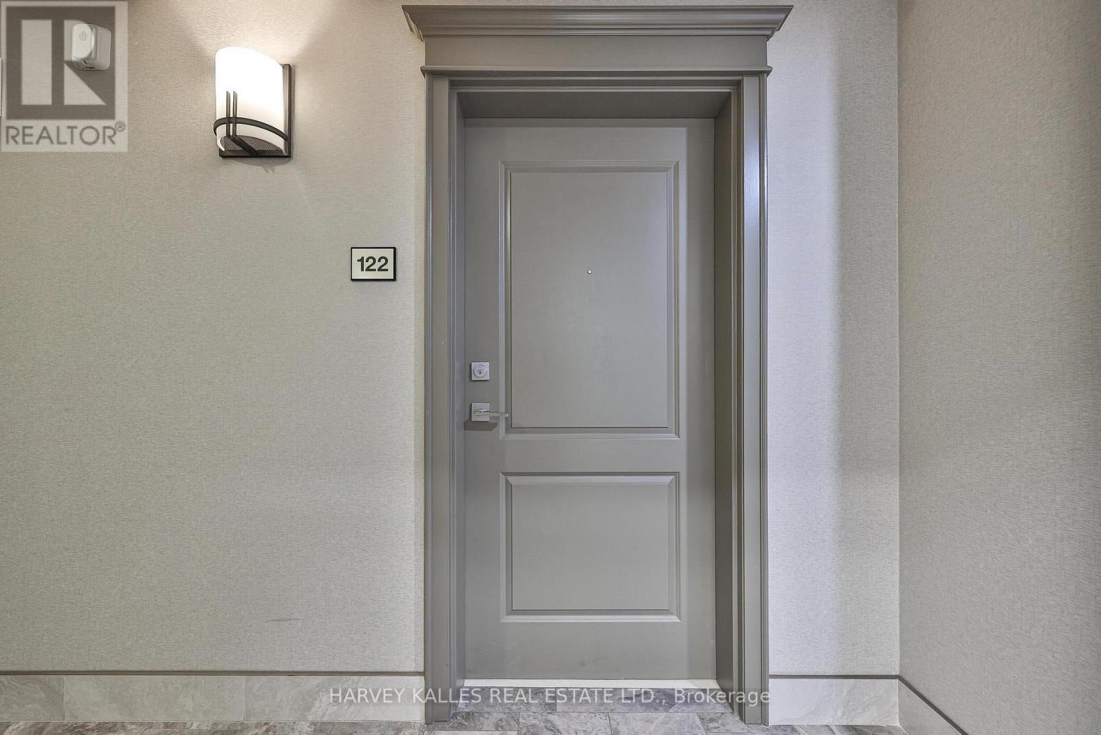 122 - 101 SHOREVIEW PLACE