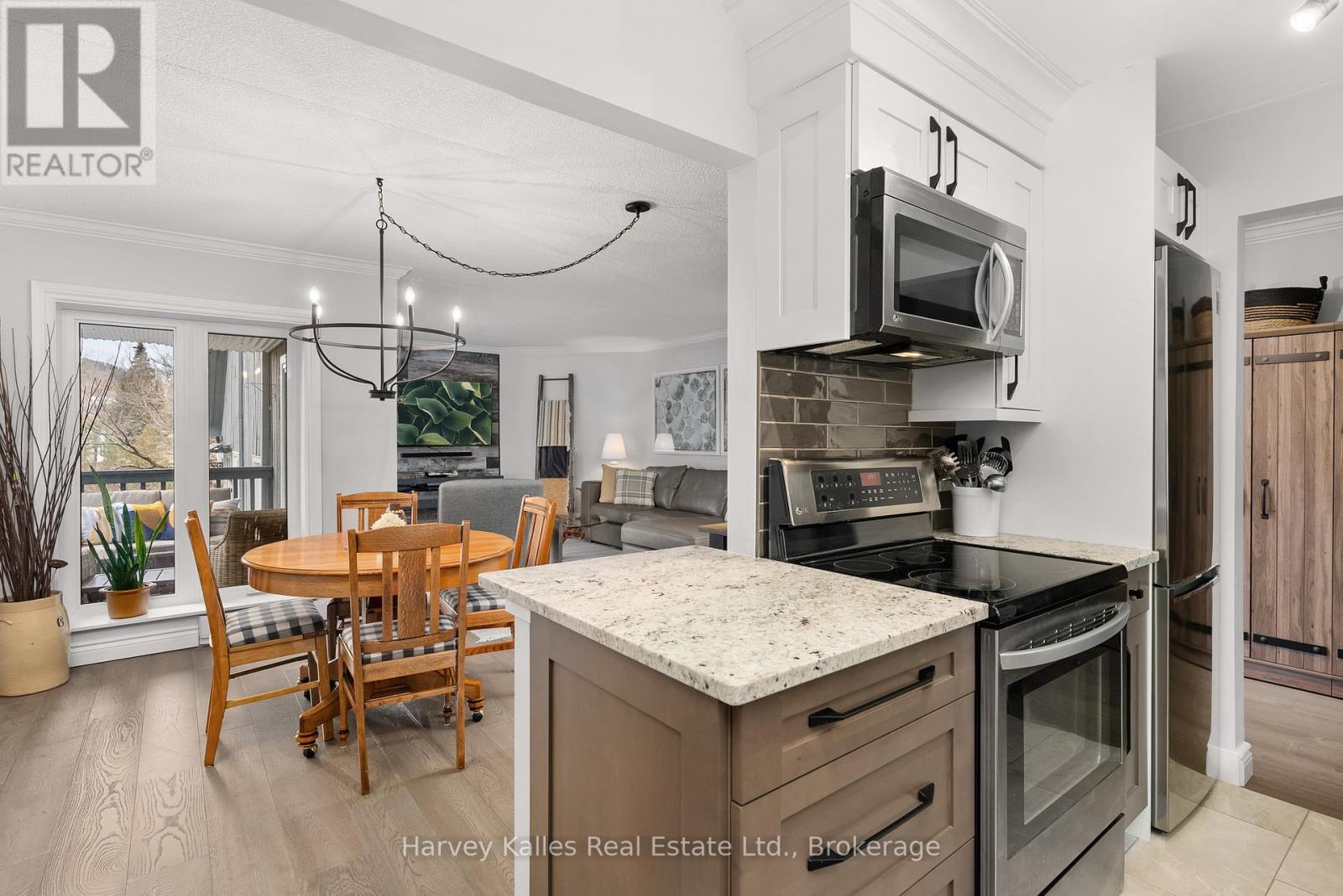 106 - 5 CHURCH STREET