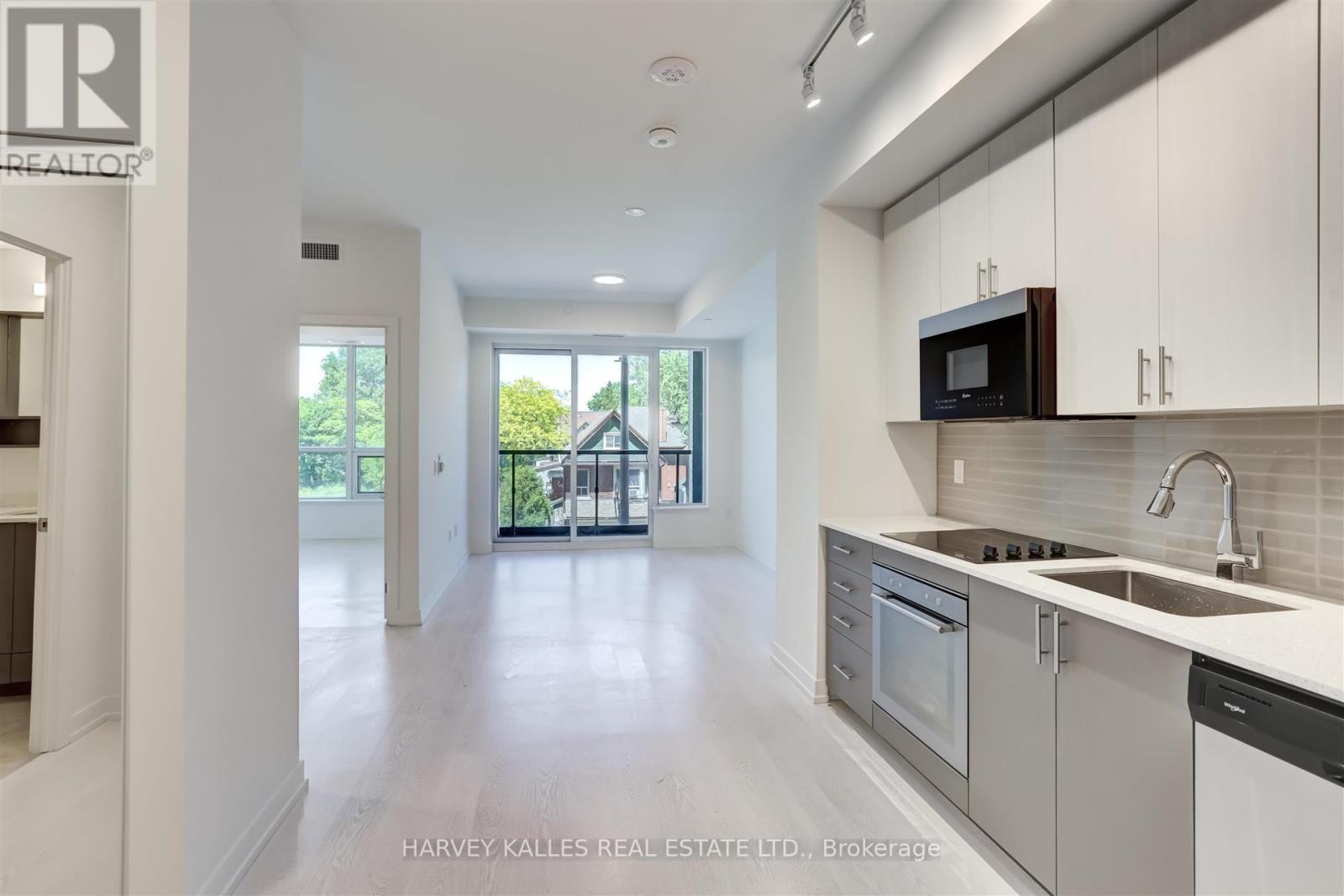 315 - 415 MAIN STREET W