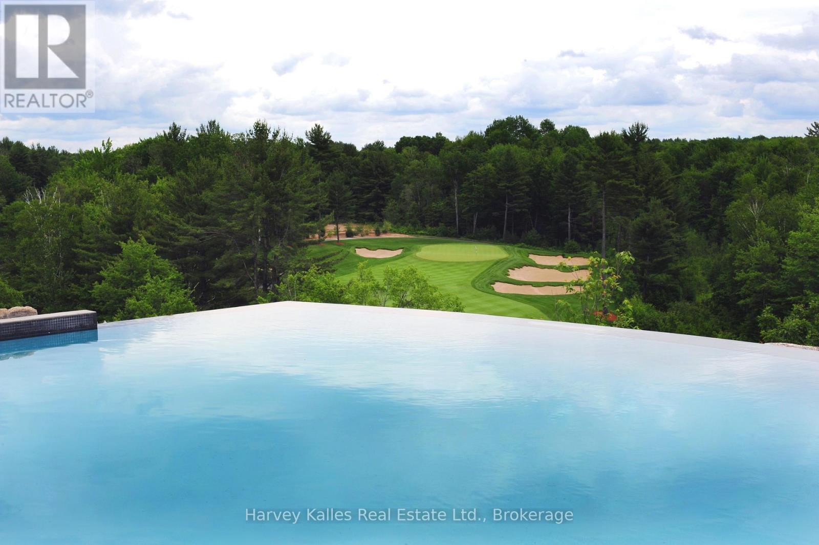 401 - 120 CARRICK TRAIL