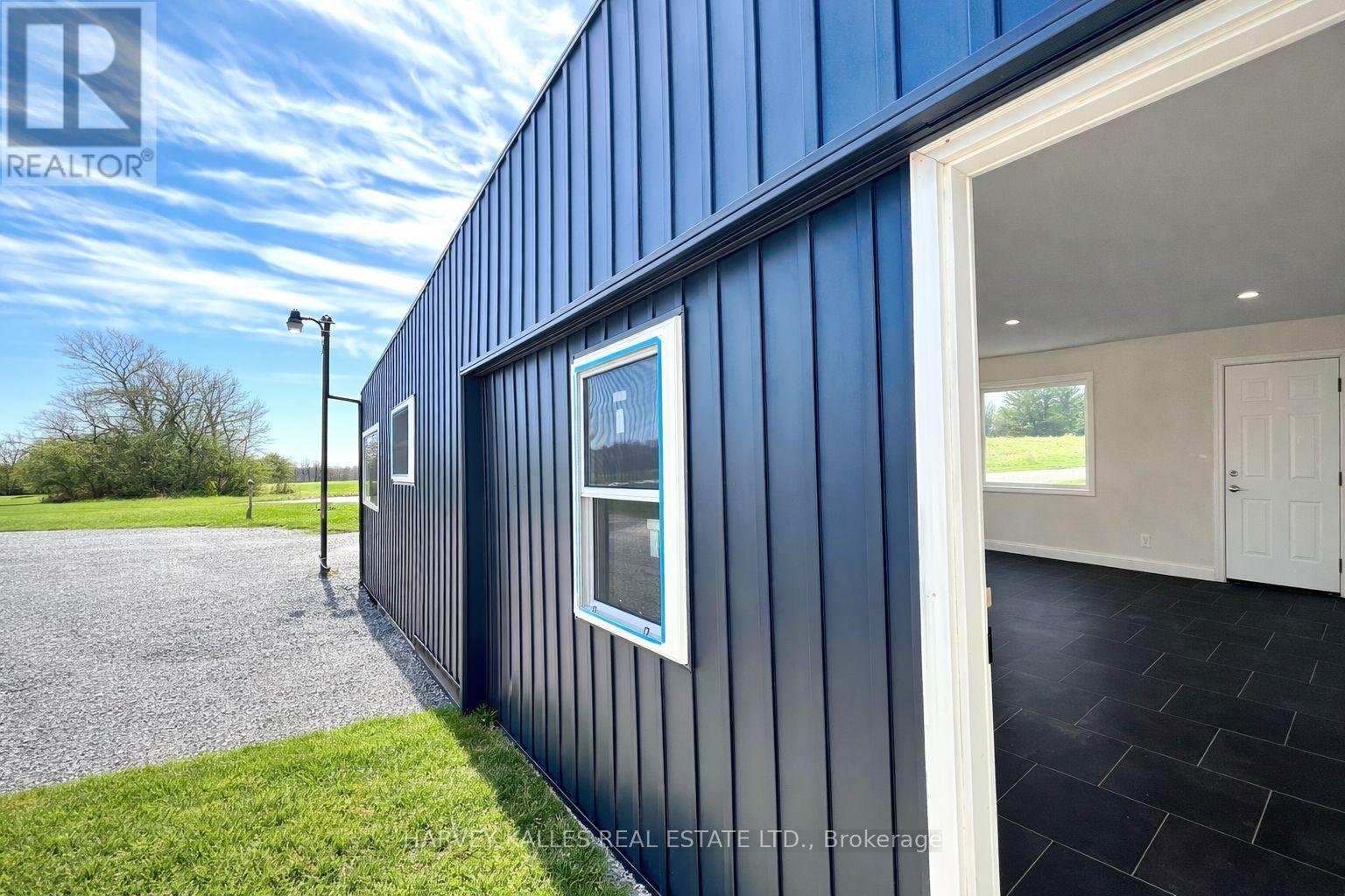 11 MELVILLE ROAD