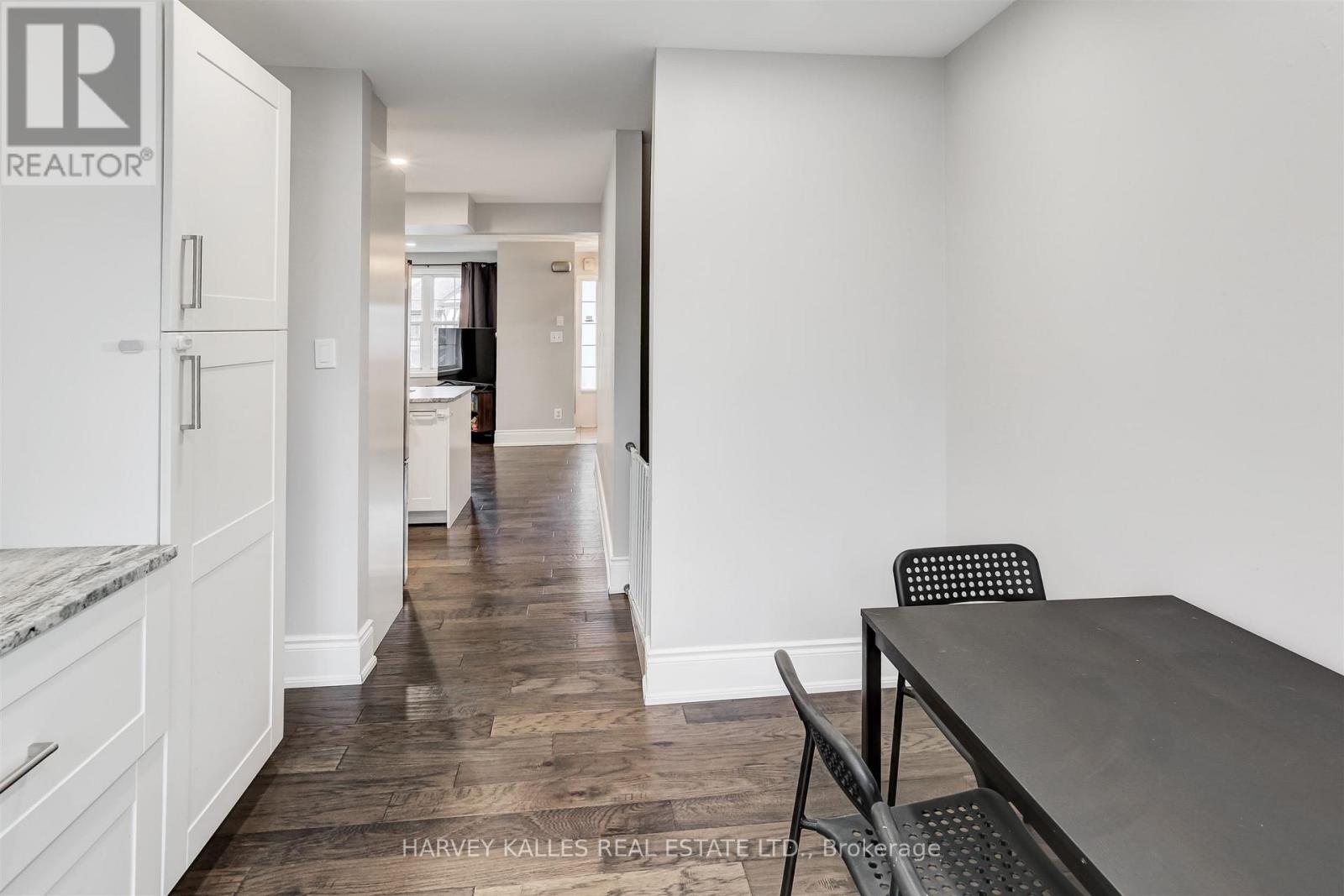 112 WEXFORD AVENUE N