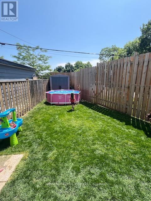 112 WEXFORD AVENUE N