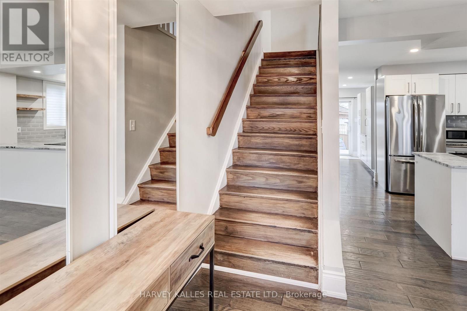 112 WEXFORD AVENUE N