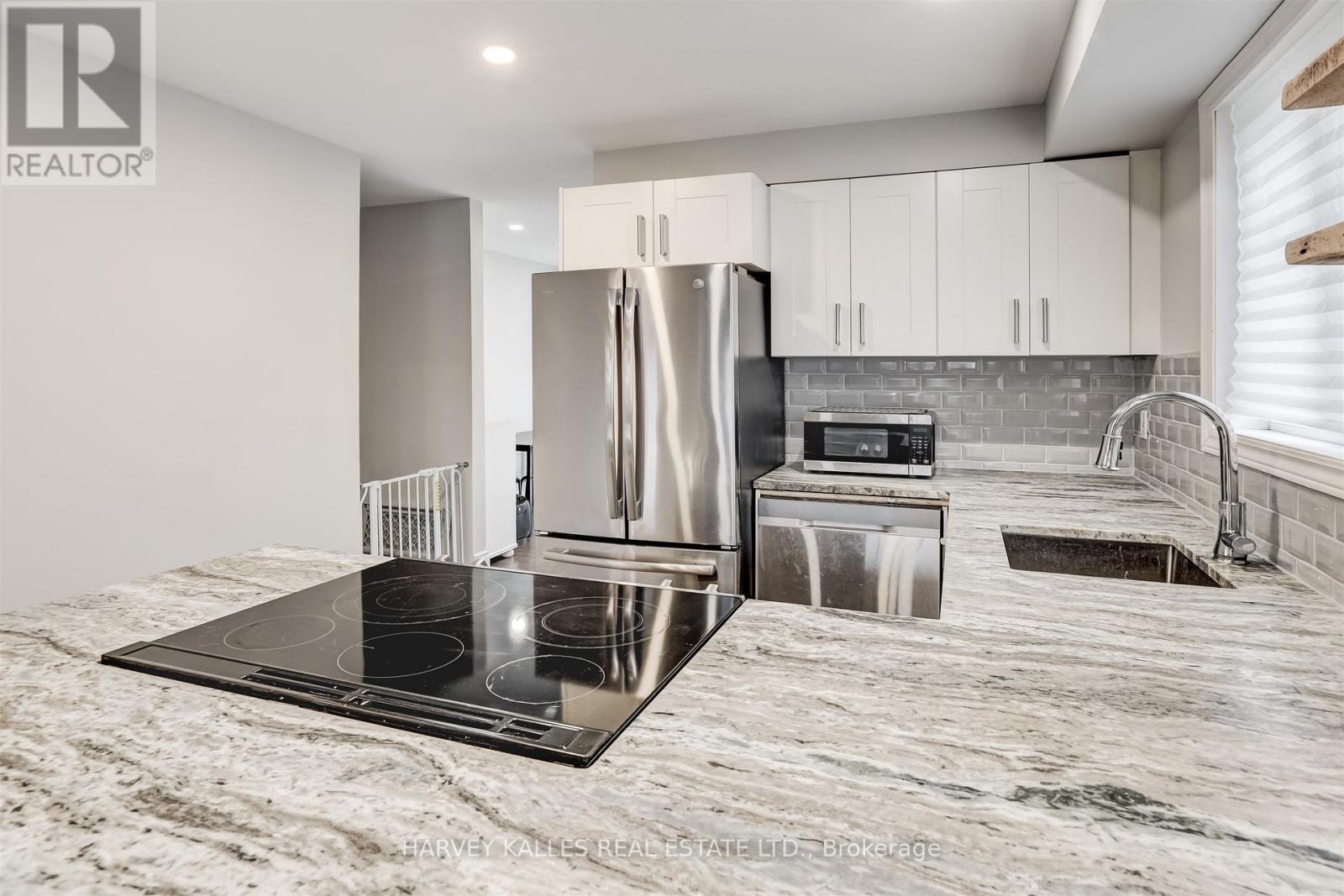 112 WEXFORD AVENUE N