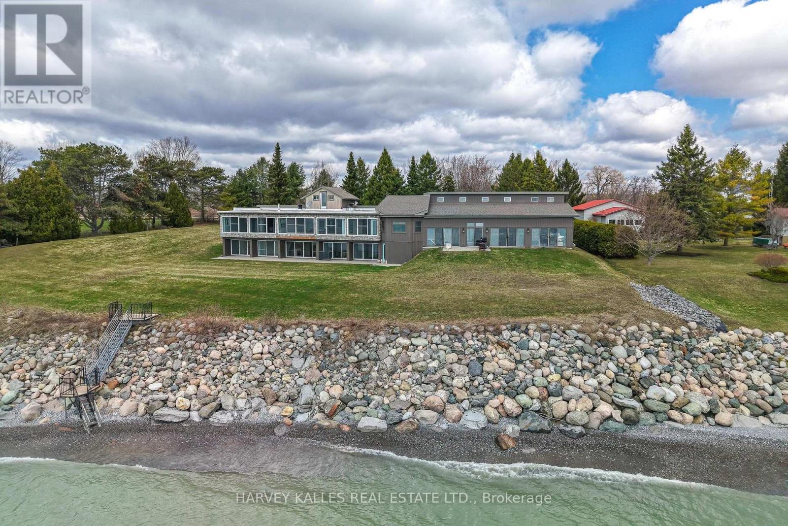 431 VICTORIA BEACH ROAD