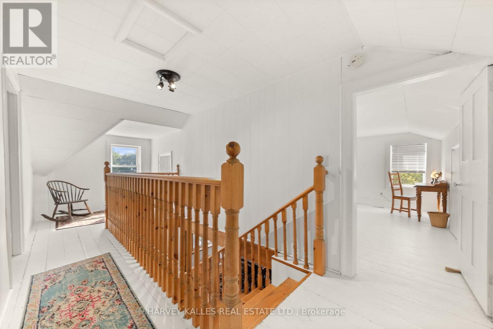 8 - 4427 COUNTY ROAD