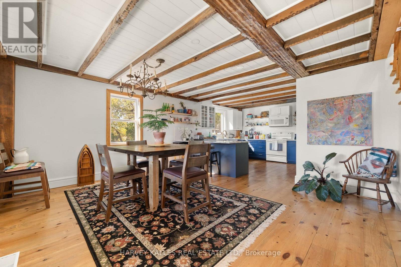 8 - 4427 COUNTY ROAD