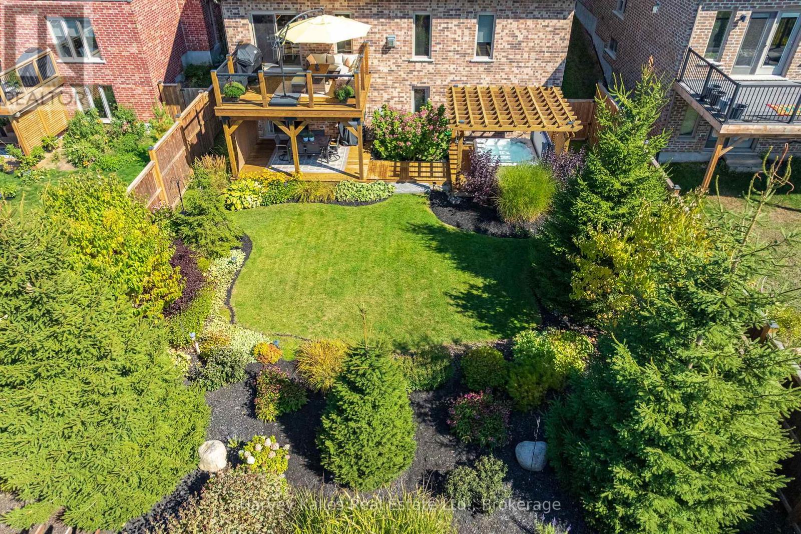 5 BRAESIDE CRESCENT