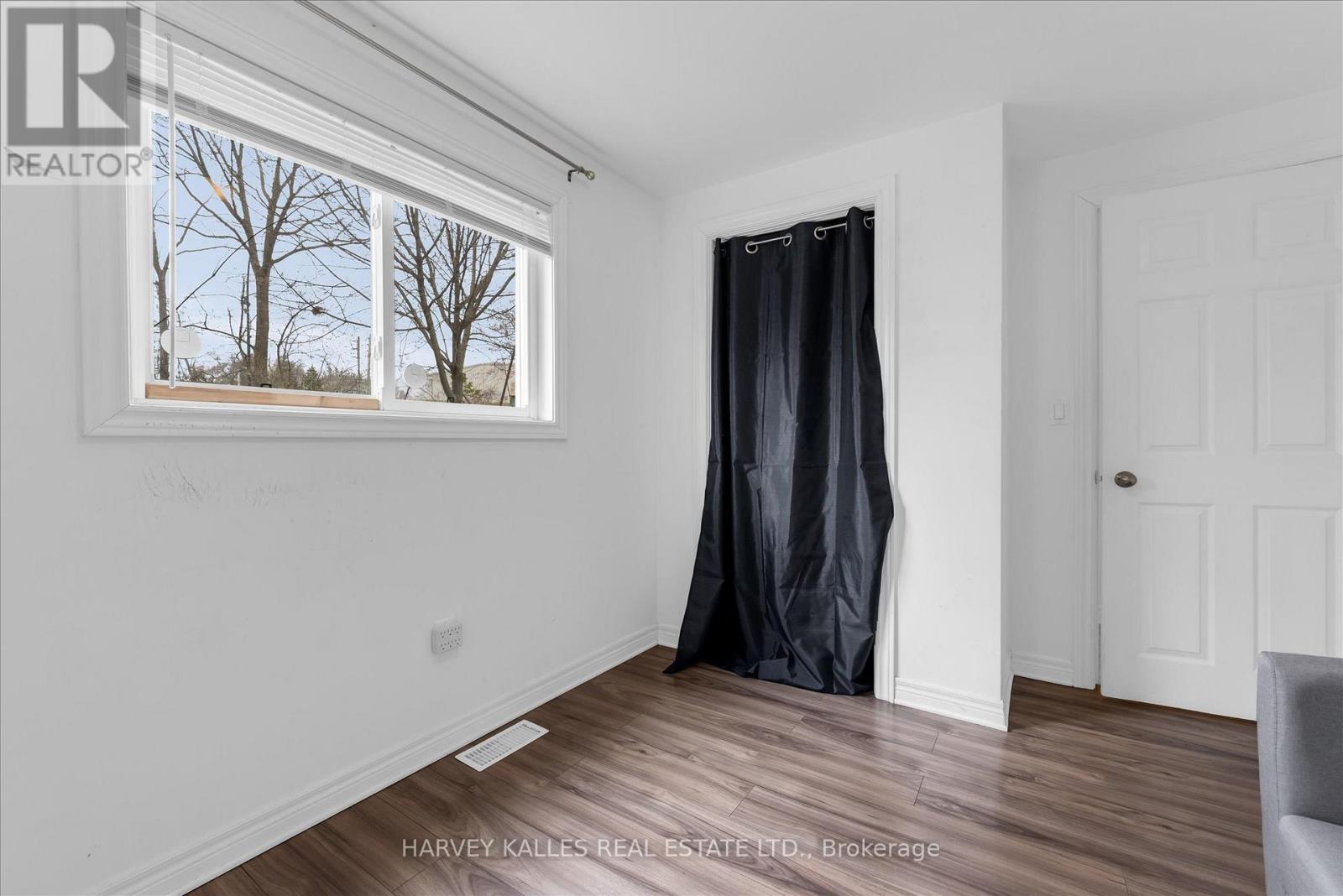 105 ORMOND STREET N