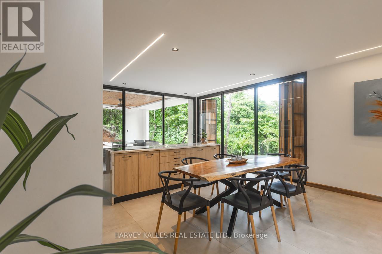 1 PUERTO VIEJO CONDOMINIO LOMAS DE CONCHAL, CASA 37