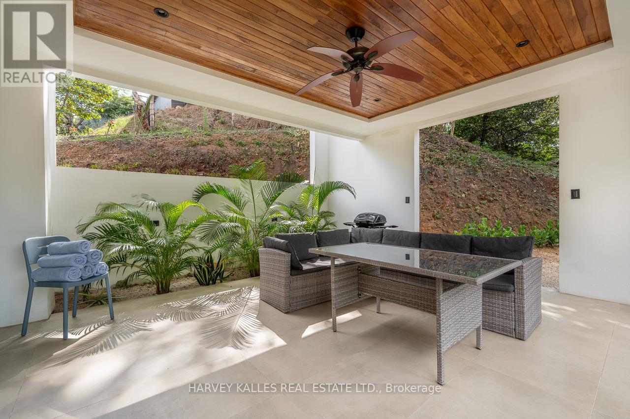 1 PUERTO VIEJO CONDOMINIO LOMAS DE CONCHAL, CASA 37