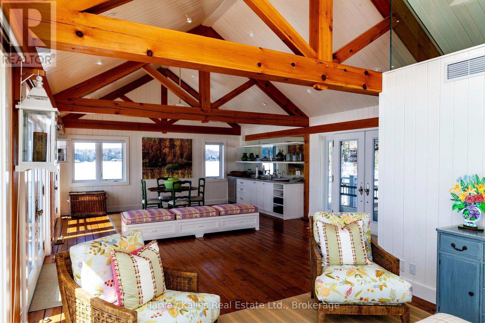 21 - 1158 RANWOOD ROAD