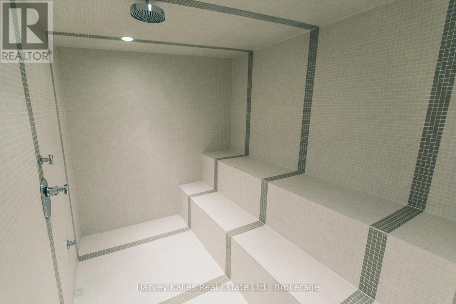 21 - 1158 RANWOOD ROAD