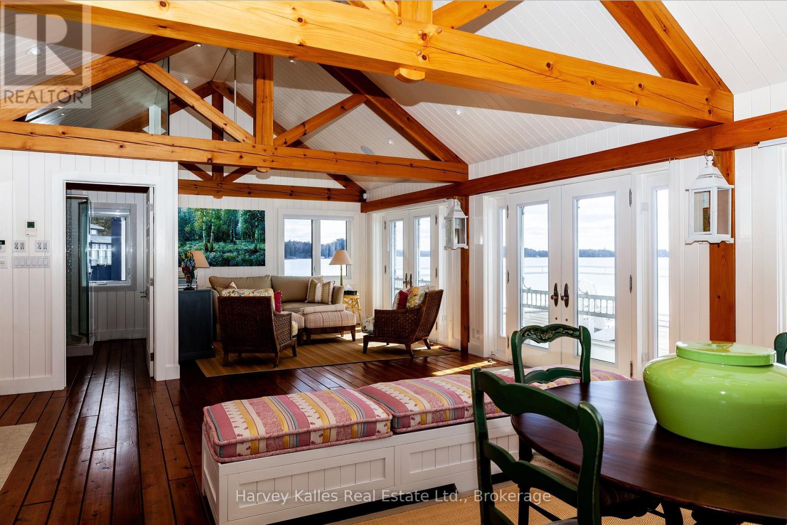 21 - 1158 RANWOOD ROAD