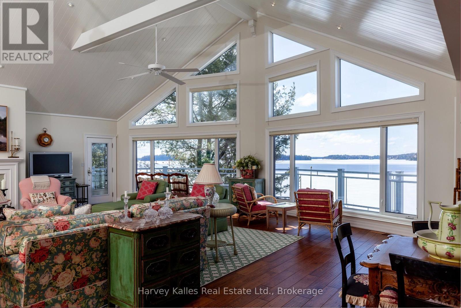 21 - 1158 RANWOOD ROAD