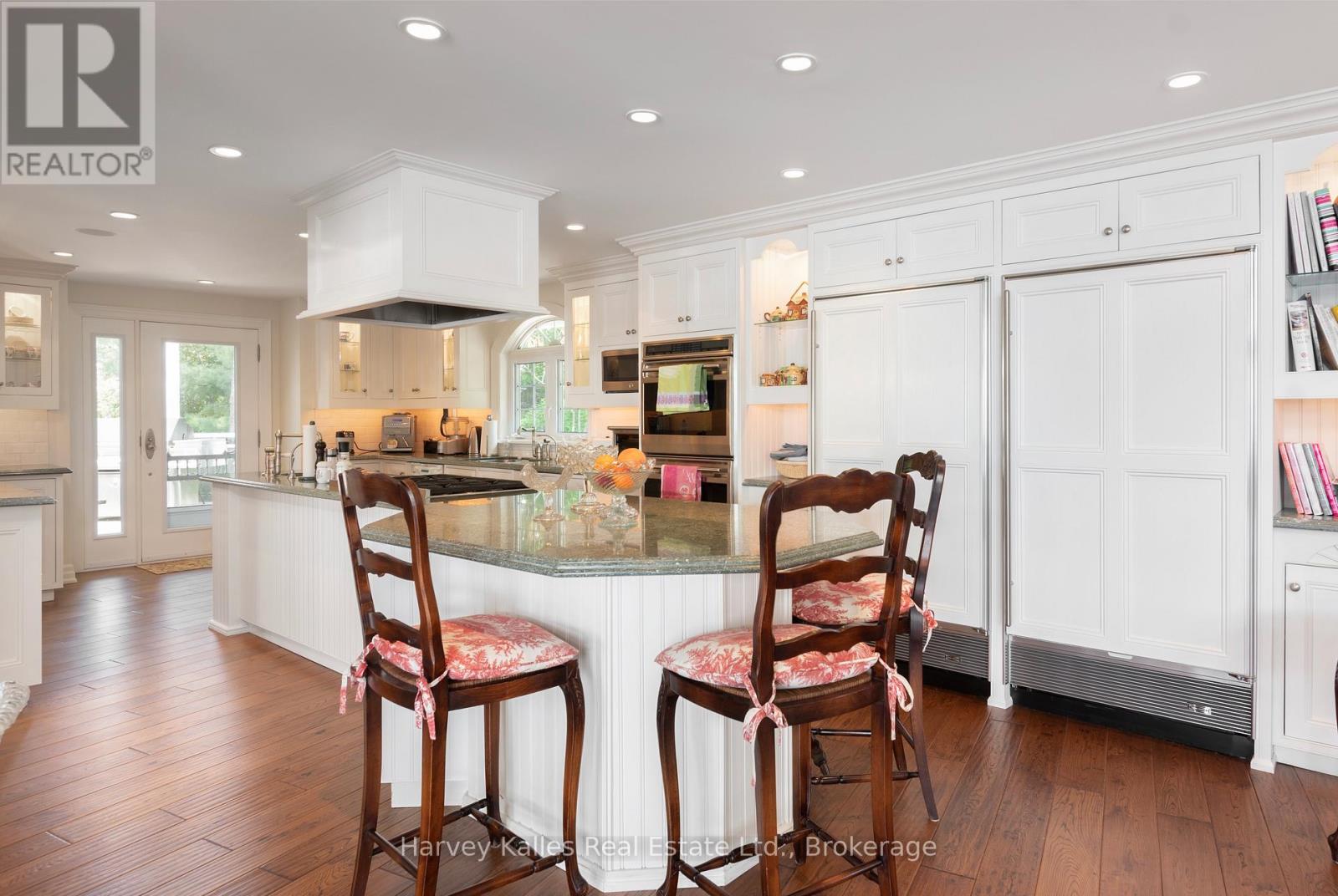 21 - 1158 RANWOOD ROAD