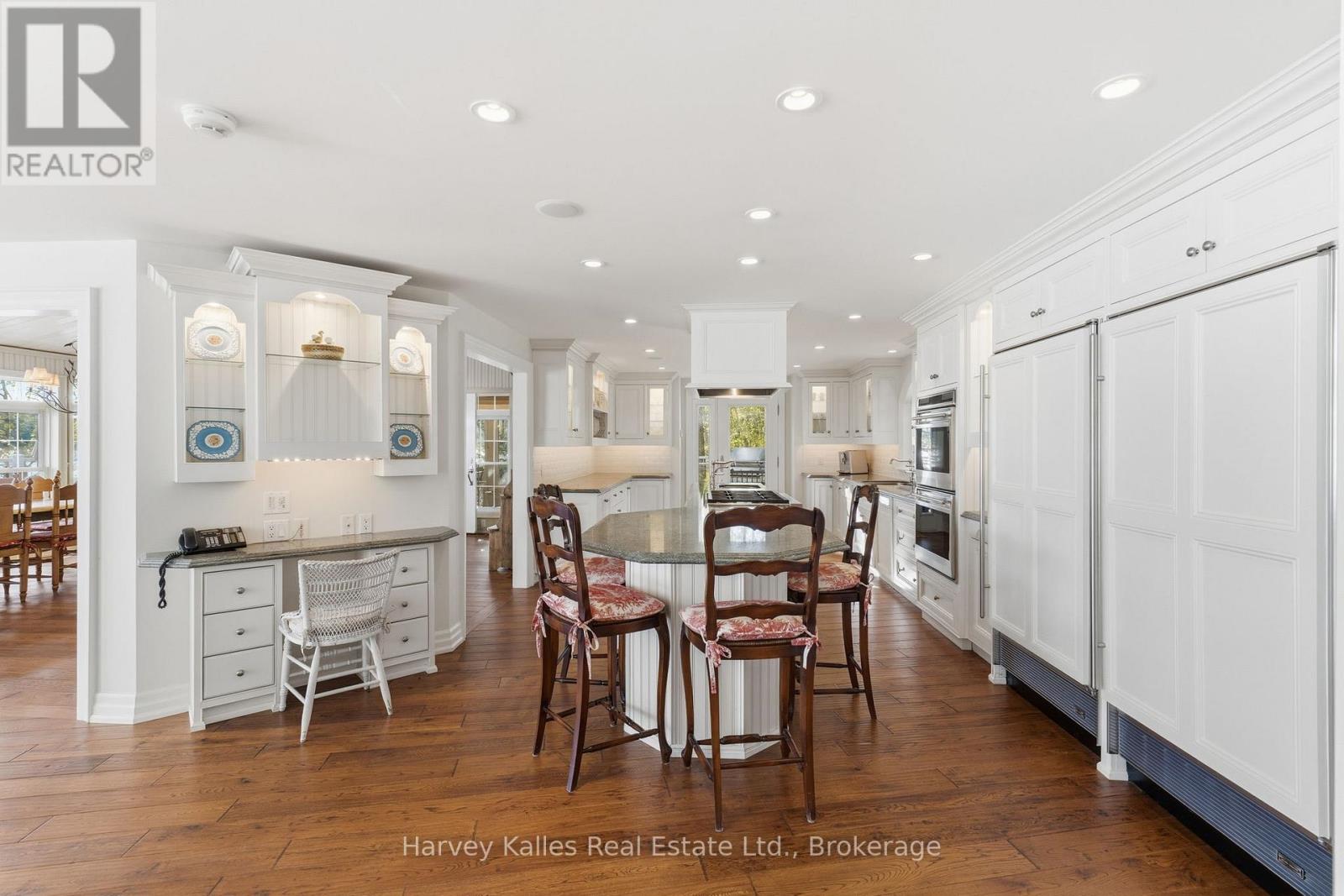 21 - 1158 RANWOOD ROAD