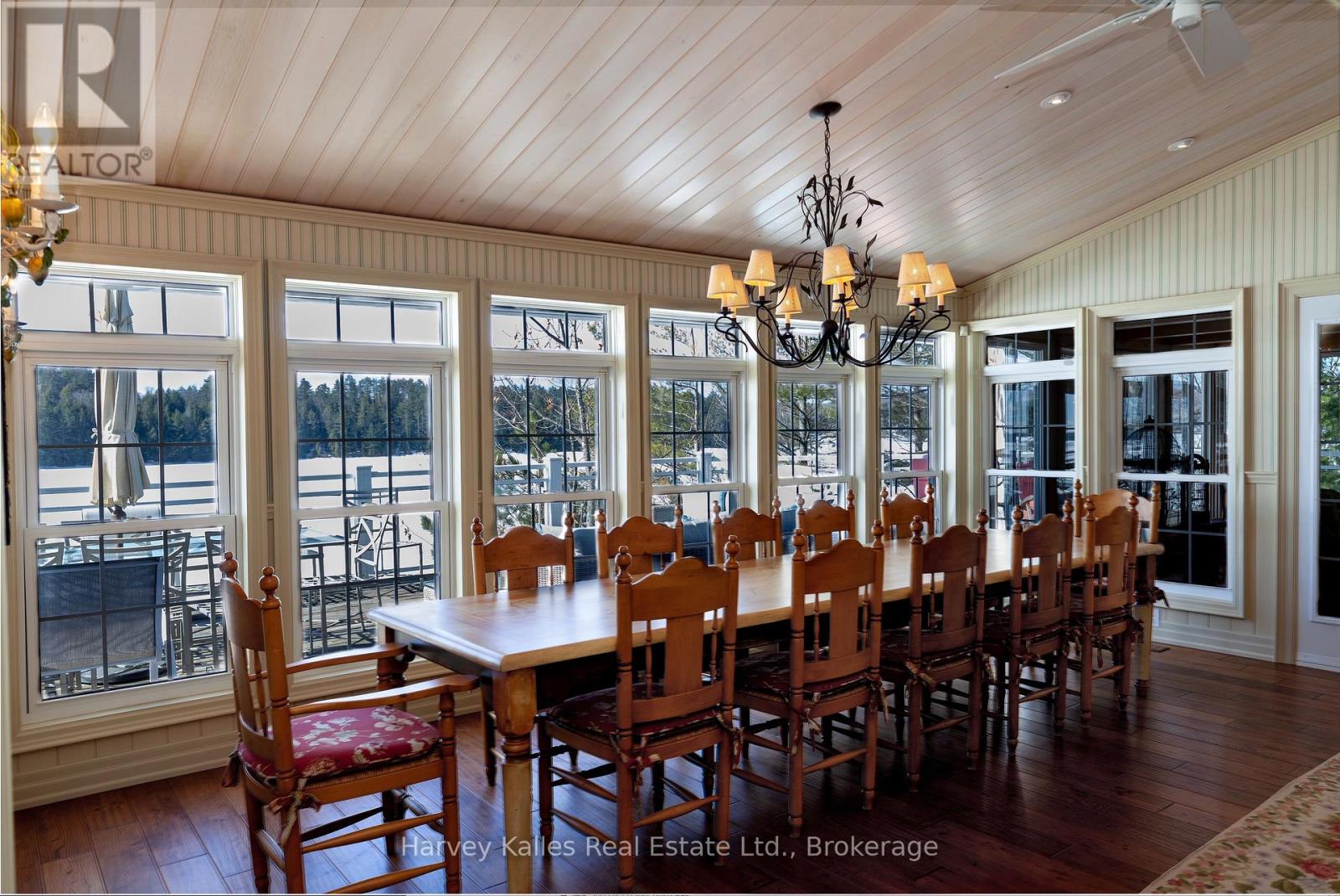 21 - 1158 RANWOOD ROAD