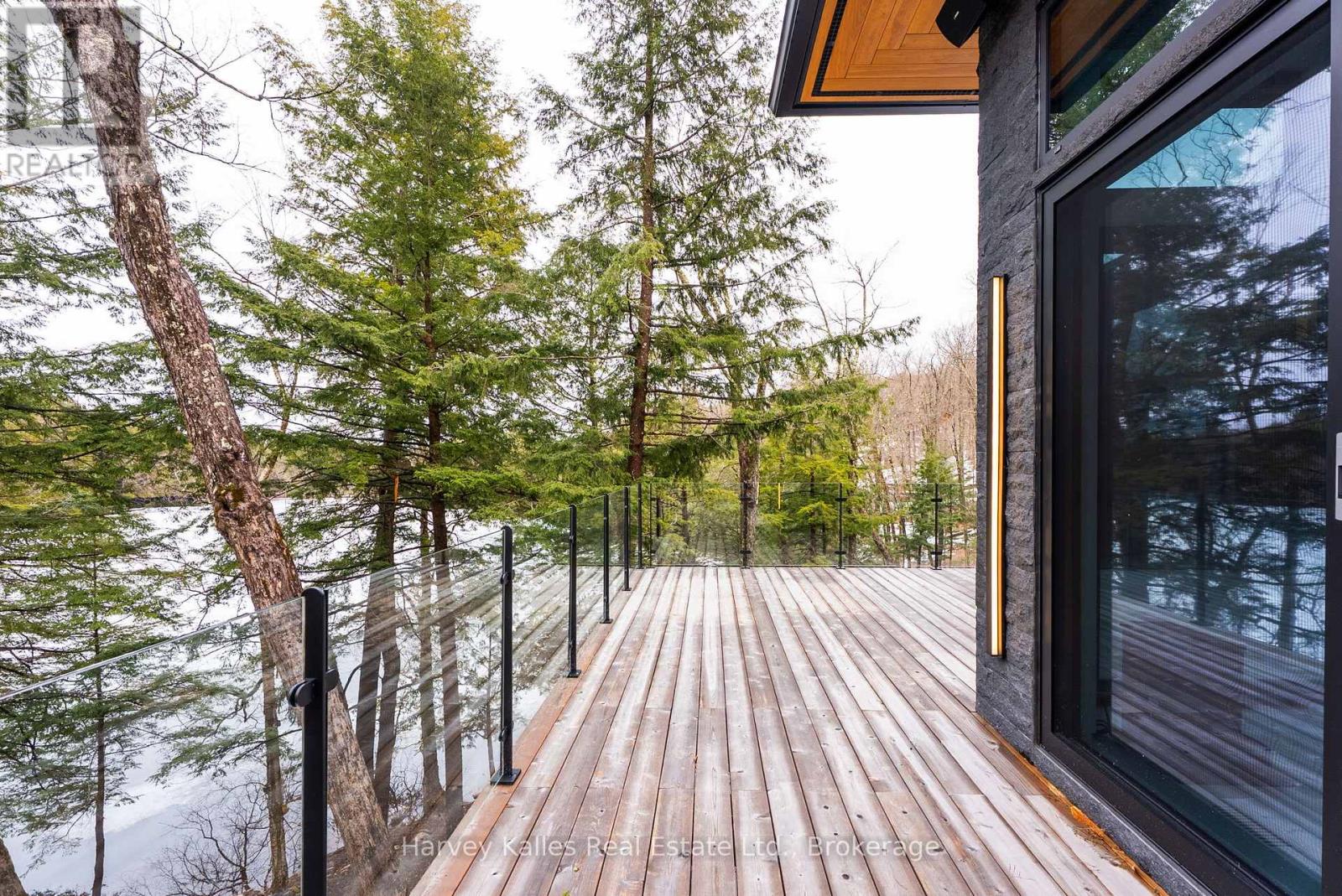 2 - 1013 HALL'S ROAD