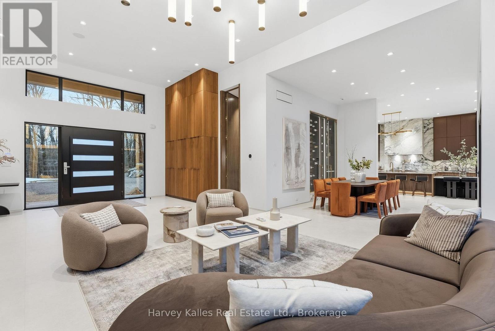 2 - 1013 HALL'S ROAD