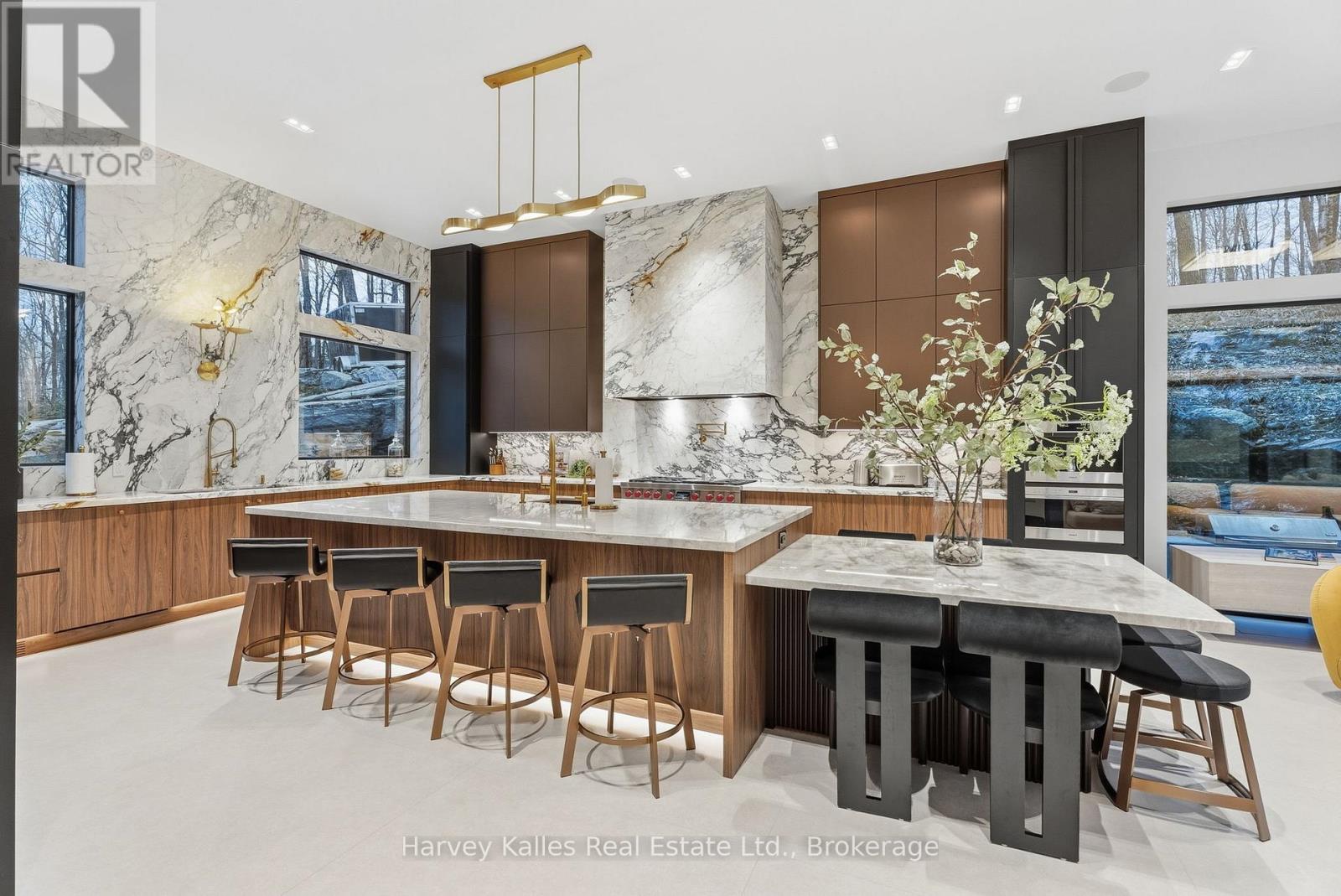 2 - 1013 HALL'S ROAD