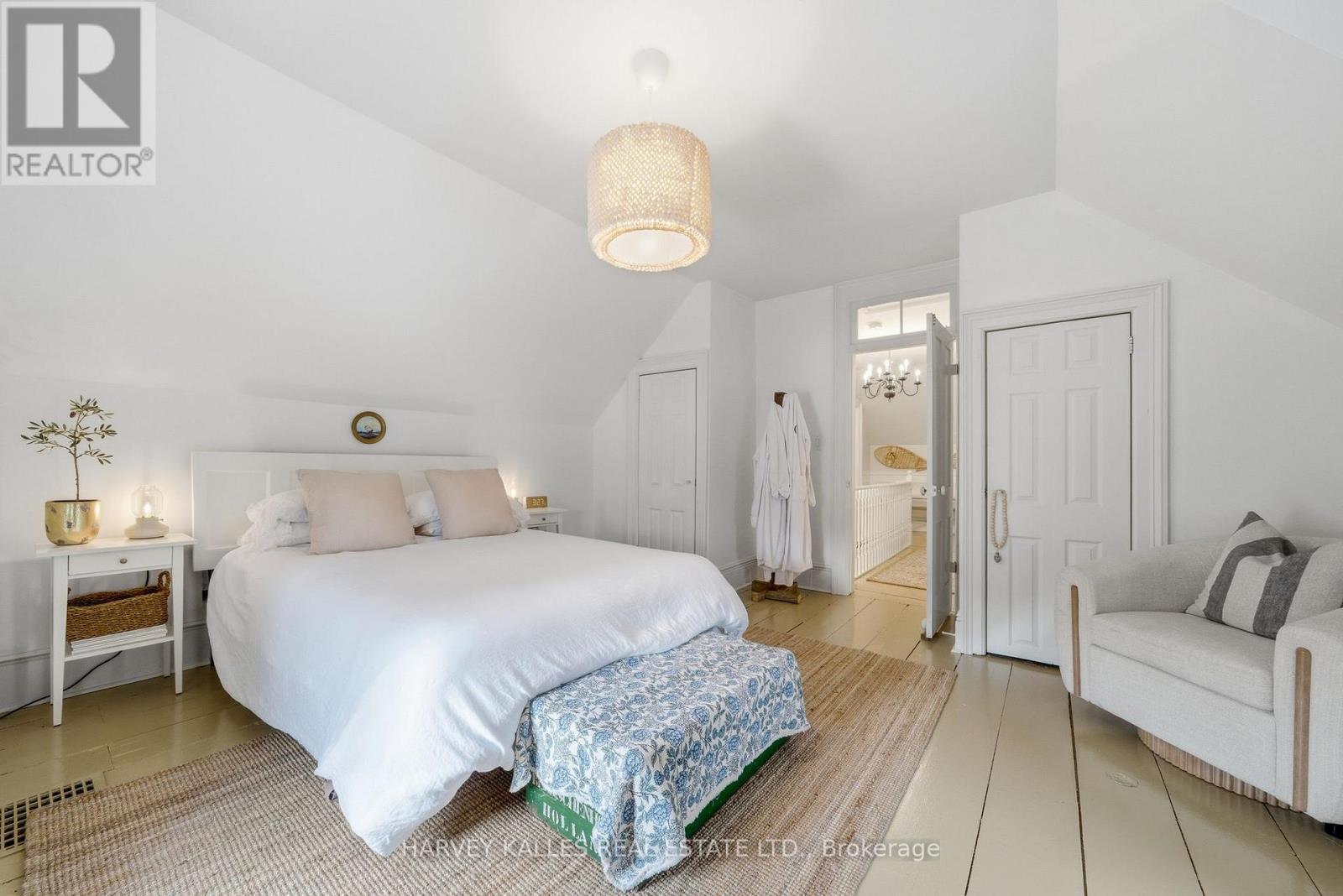 264 MAIN STREET