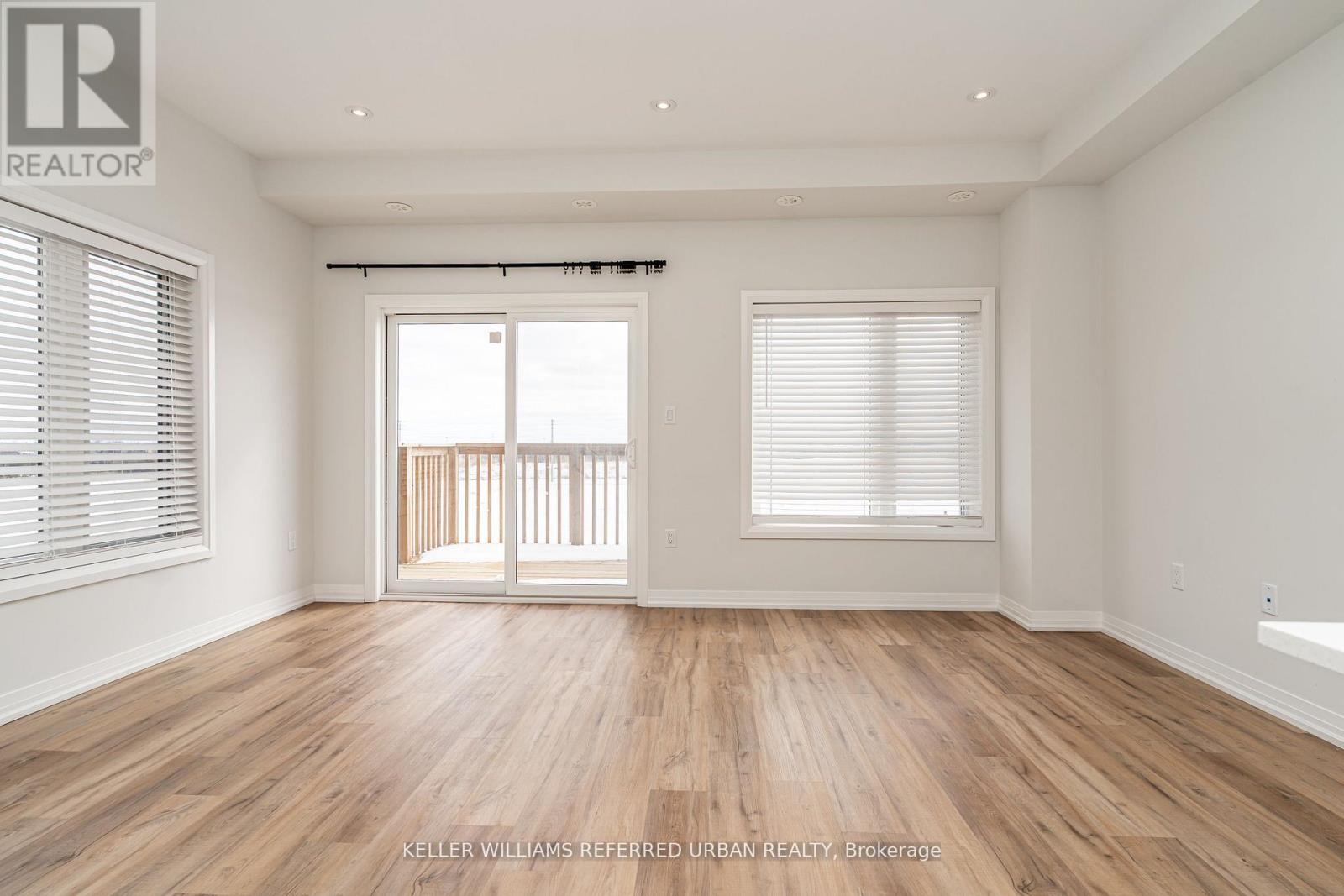 99 - 155 EQUESTRIAN WAY