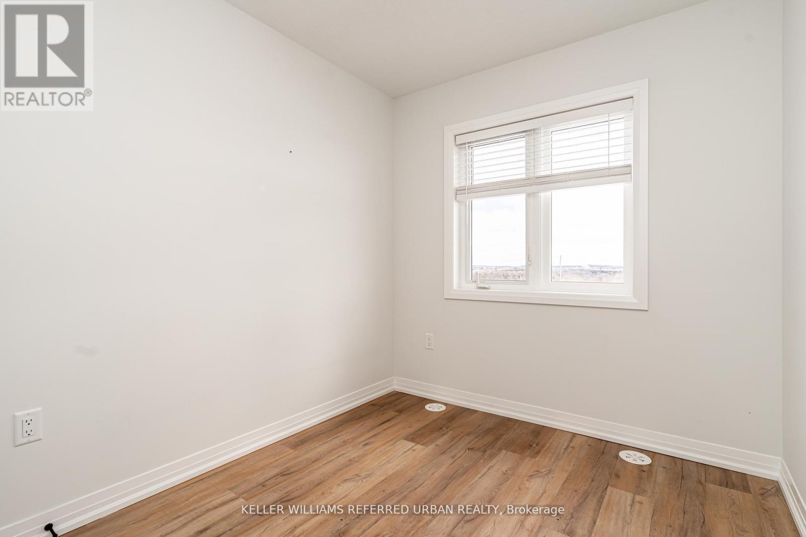 99 - 155 EQUESTRIAN WAY