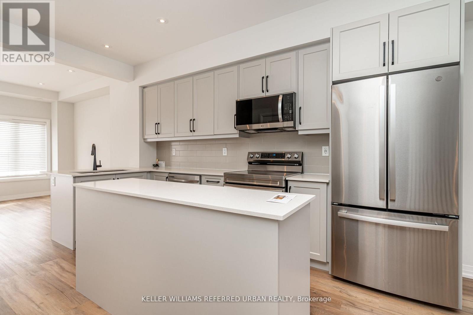 99 - 155 EQUESTRIAN WAY