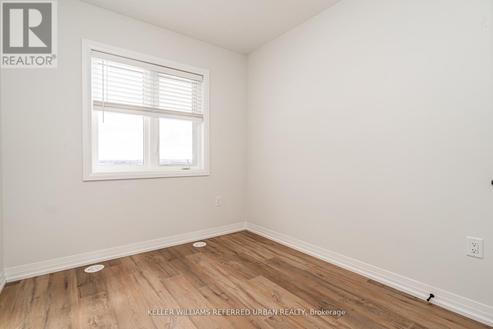 99 - 155 EQUESTRIAN WAY