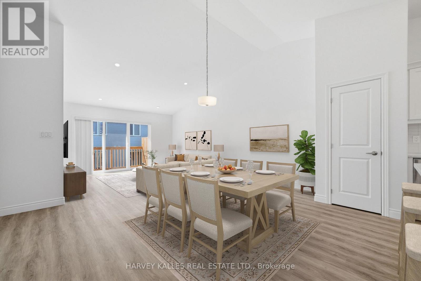 125 FARRINGTON CRESCENT