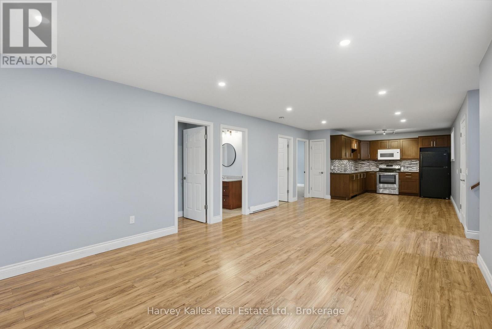 25 FERNDALE ROAD