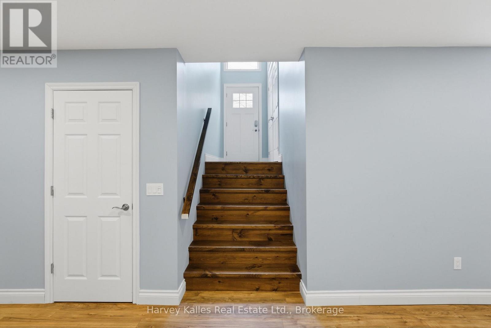 25 FERNDALE ROAD