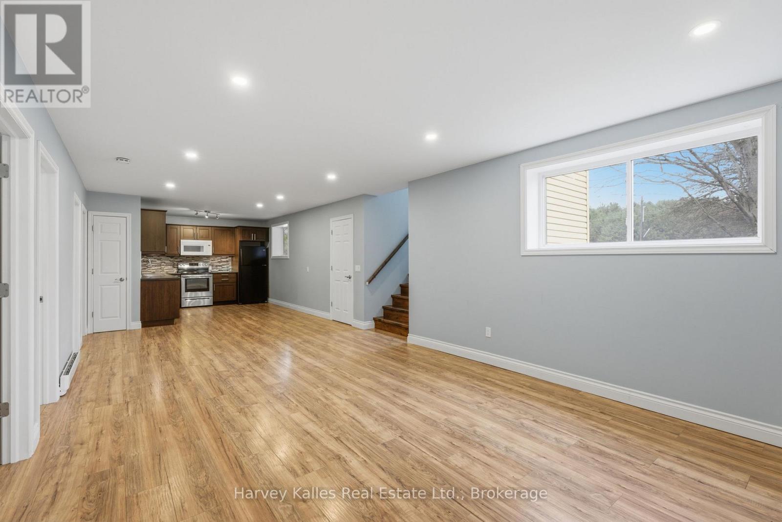 25 FERNDALE ROAD