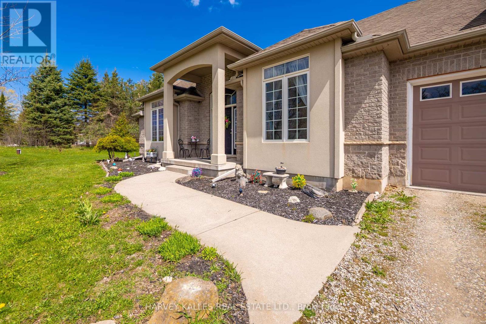 4933 ERAMOSA TOWNLINE N
