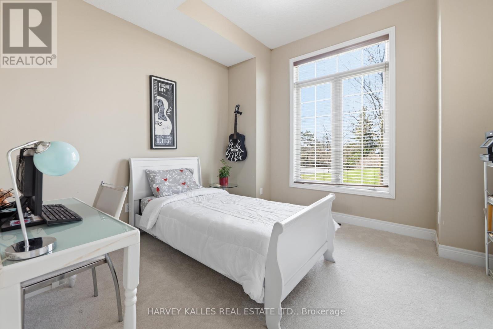 4933 ERAMOSA TOWNLINE N