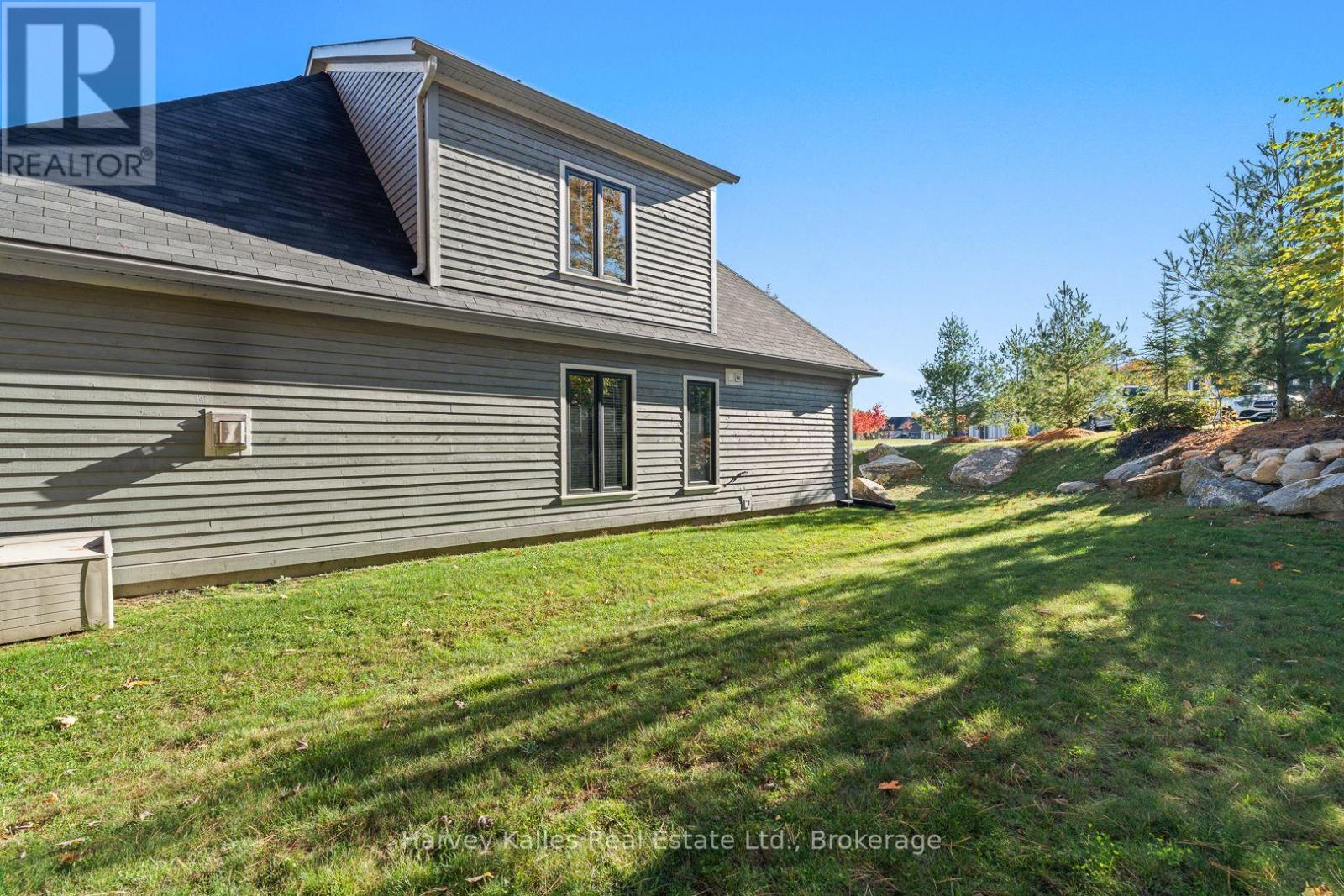 15 - 2054 PENINSULA ROAD